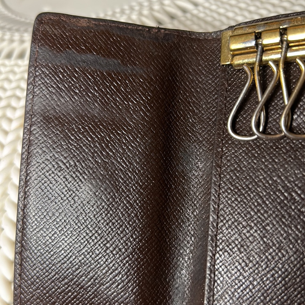 Louis Vuitton Damier Ebene Key Wallet - Picture 7 of 11